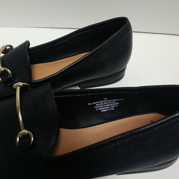 Shoes - Picture 4 of 4